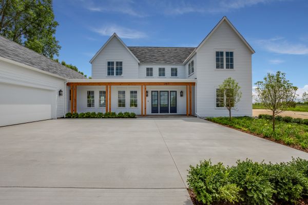 Cost of Concrete Driveway Service in Poulsbo