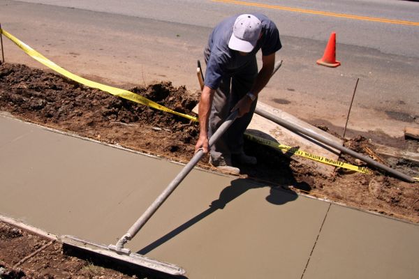 Sidewalk Building in Poulsbo